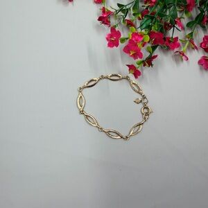 Sarah Coventry Signed Vintage Gold Plated Link Bracelet